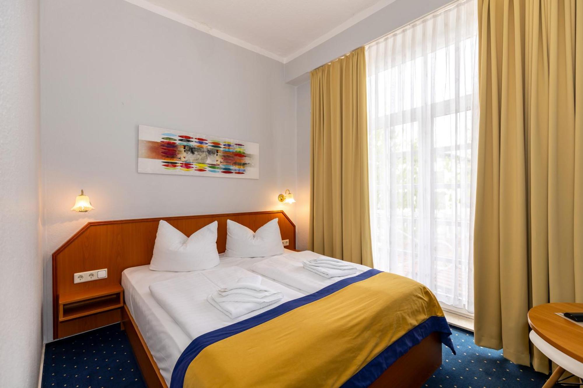Hotel Zur Traube Kühlungsborn Dış mekan fotoğraf